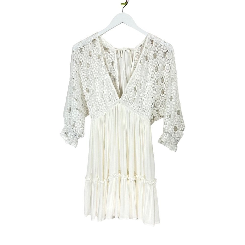 Ruby Sees Dress Women Size 8 White Lace Knit  Boho Gathered Tie Back Babydoll